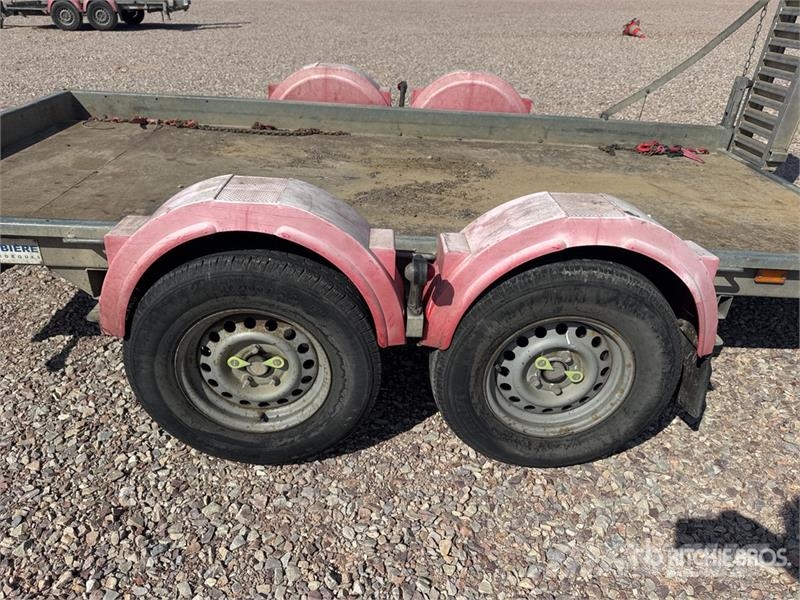 Hubiere H212L14CF Remorque 2 Essieux T/A Equipment Trailer مقطورات مركبات نقل