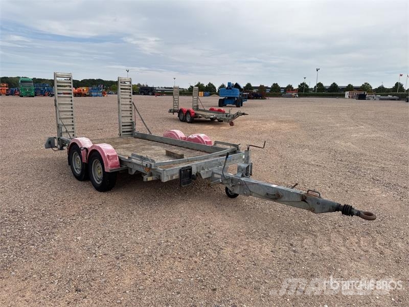 Hubiere H212L14CF Remorque 2 Essieux T/A Plant Trailer Equ مقطورات مركبات نقل