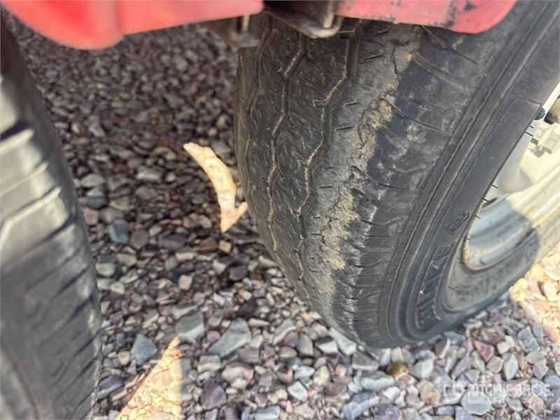 Hubiere H212L14CF Remorque 2 Essieux T/A Equipment Trailer مقطورات مركبات نقل