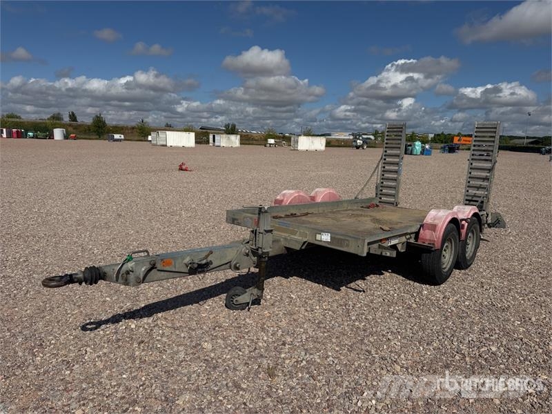 Hubiere H212L14CF Remorque 2 Essieux T/A Equipment Trailer مقطورات مركبات نقل