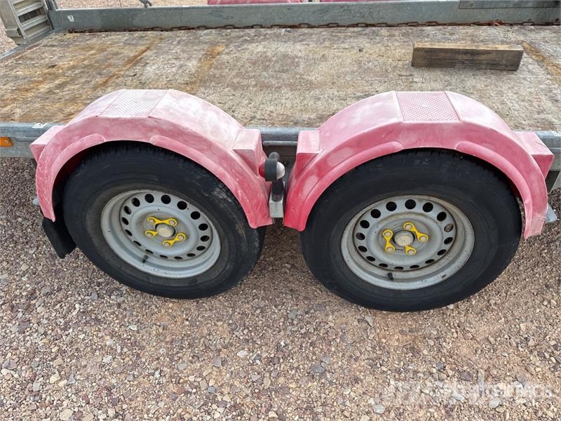 Hubiere H212L14CF Remorque 2 Essieux T/A Plant Trailer Equ مقطورات مركبات نقل