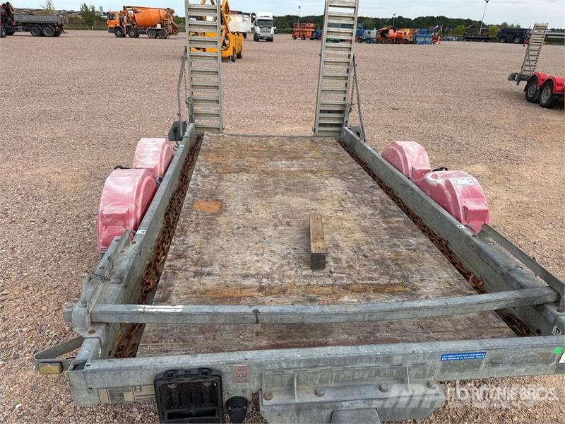 Hubiere H212L14CF Remorque 2 Essieux T/A Plant Trailer Equ مقطورات مركبات نقل
