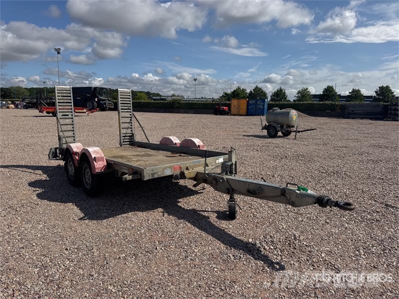 Hubiere H212L14CF Remorque 2 Essieux T/A Equipment Trailer مقطورات مركبات نقل