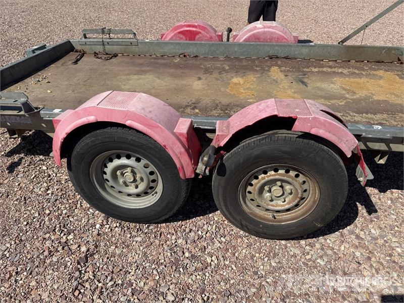 Hubiere H212L14CF T/A Remorque 2 Essieux Equipment Trailer Autotransporter prikolice