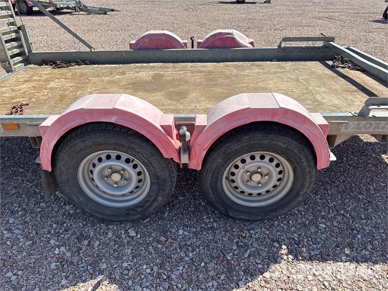 Hubiere H212L14CF T/A Remorque 2 Essieux Equipment Trailer Autotransporter prikolice