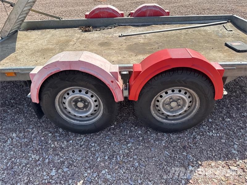 Hubiere H212L14CF T/A Remorque 2 Essieux Equipment Trailer Vehicle transport trailers