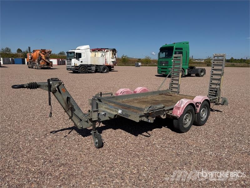 Hubiere H212L14CF T/A Remorque 2 Essieux Equipment Trailer Autotransporter prikolice