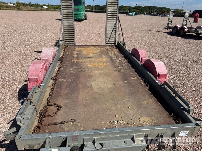 Hubiere H212L14CF T/A Remorque 2 Essieux Equipment Trailer Autotransporter prikolice
