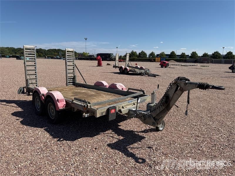 Hubiere H212L14CF T/A Remorque 2 Essieux Equipment Trailer Autotransporter prikolice