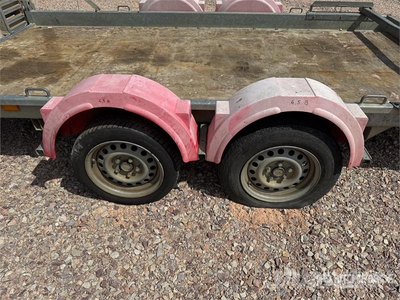 Hubiere H212L14CF T/A Remorque Equipment Trailer Prikolice za prevoz vozil