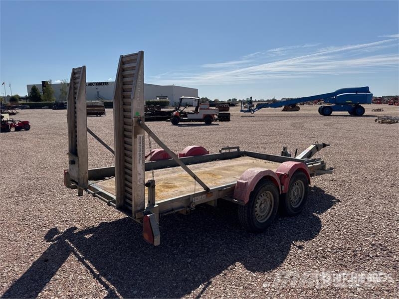 Hubiere H212L14CF T/A Remorque 2 Essieux Equipment Trailer Autotransporter prikolice