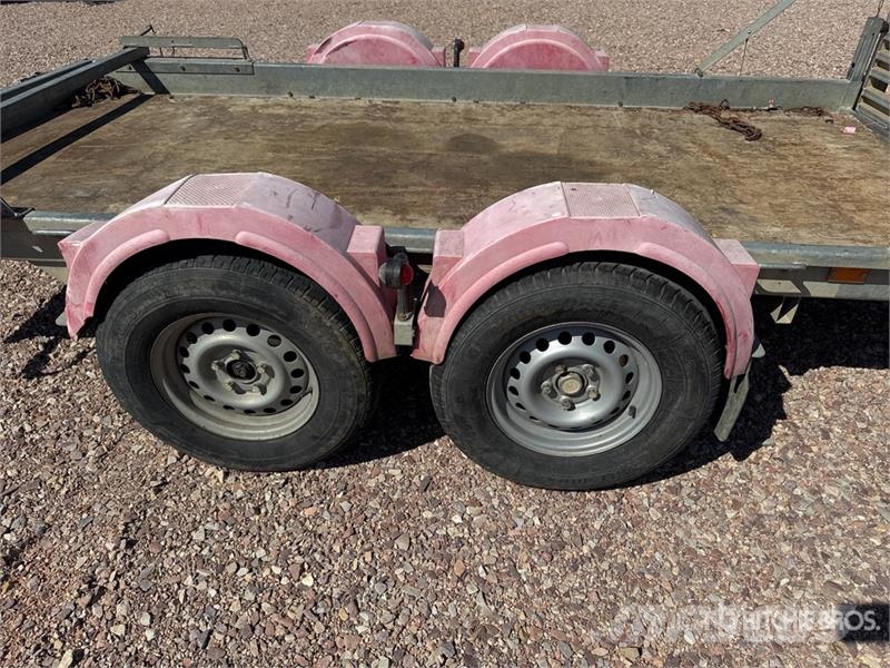 Hubiere H212L14CF T/A Remorque 2 Essieux Equipment Trailer Autotransporter prikolice