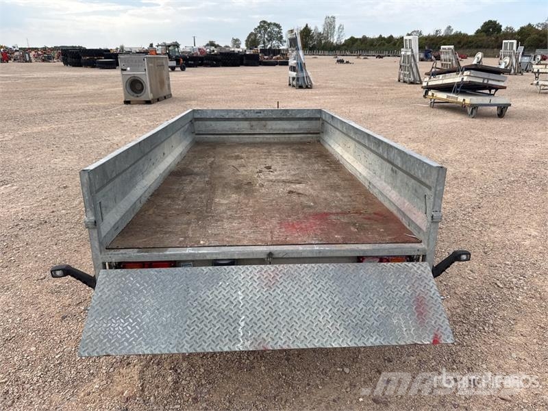 Hubiere Remorque 2 Essieux T/A Plant Trailer Equipment Tra مقطورات مركبات نقل