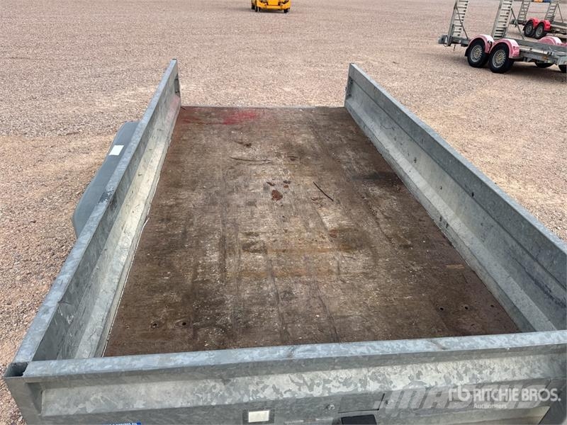 Hubiere Remorque 2 Essieux T/A Plant Trailer Equipment Tra مقطورات مركبات نقل