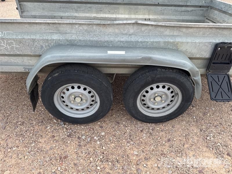 Hubiere Remorque 2 Essieux T/A Plant Trailer Equipment Tra مقطورات مركبات نقل