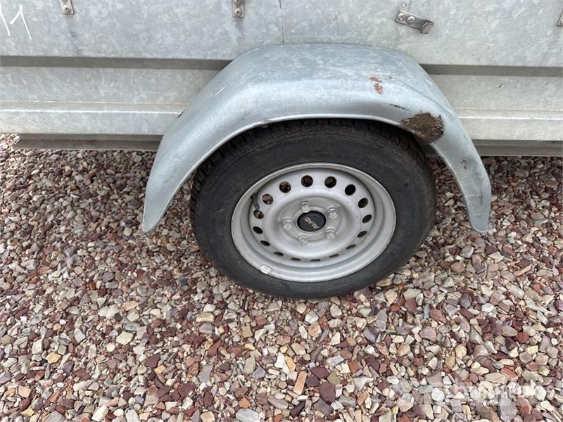 Hubiere S/A Remorque 1 Essieu Equipment Trailer Auto pārvadāšanas treileri