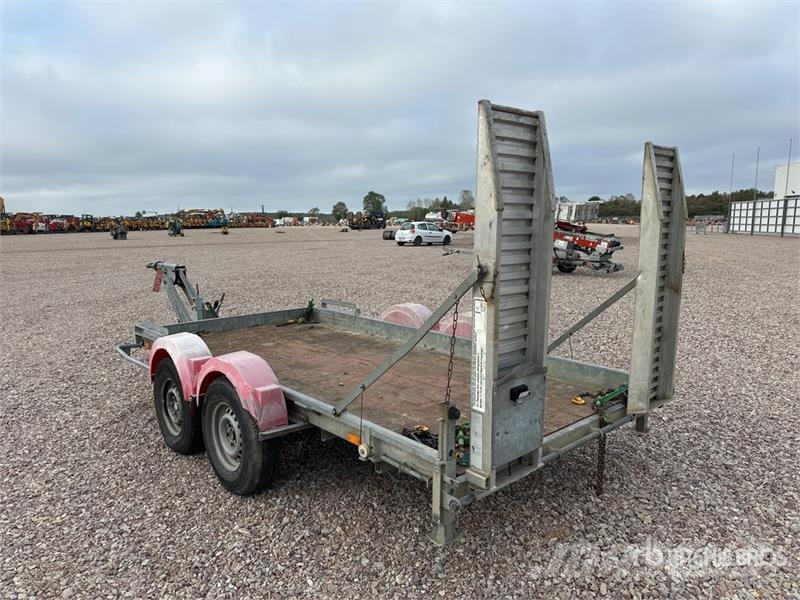Hubiere S/A Remorque 1 Essieu Equipment Trailer Remolques para transporte de vehículos