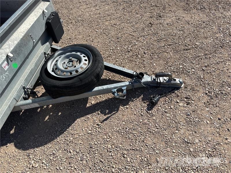 Hubiere S/A Remorque Equipment Trailer مقطورات مركبات نقل