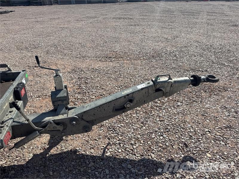 Hubiere TPG352R Remorque 2 Essieux T/A Equipment Trailer مقطورات مركبات نقل