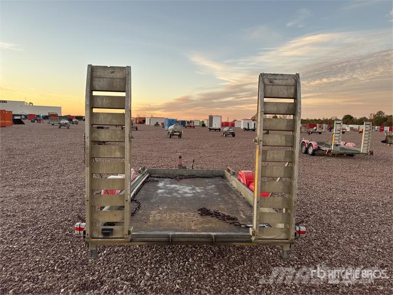 Hubiere TPG352R T/A Remorque Equipment Trailer Anhænger til Autotransport