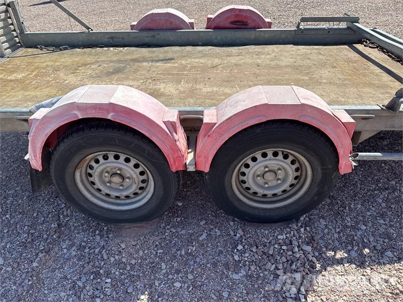 Hubiere TPG352R T/A Remorque 2 Essieux Equipment Trailer Autotransporter prikolice