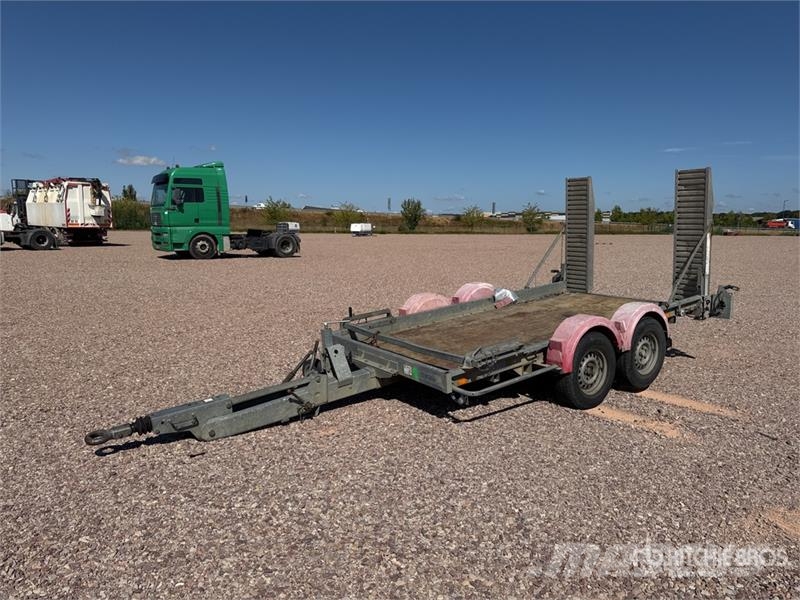 Hubiere TPG352R T/A Remorque 2 Essieux Equipment Trailer Autotransporter prikolice