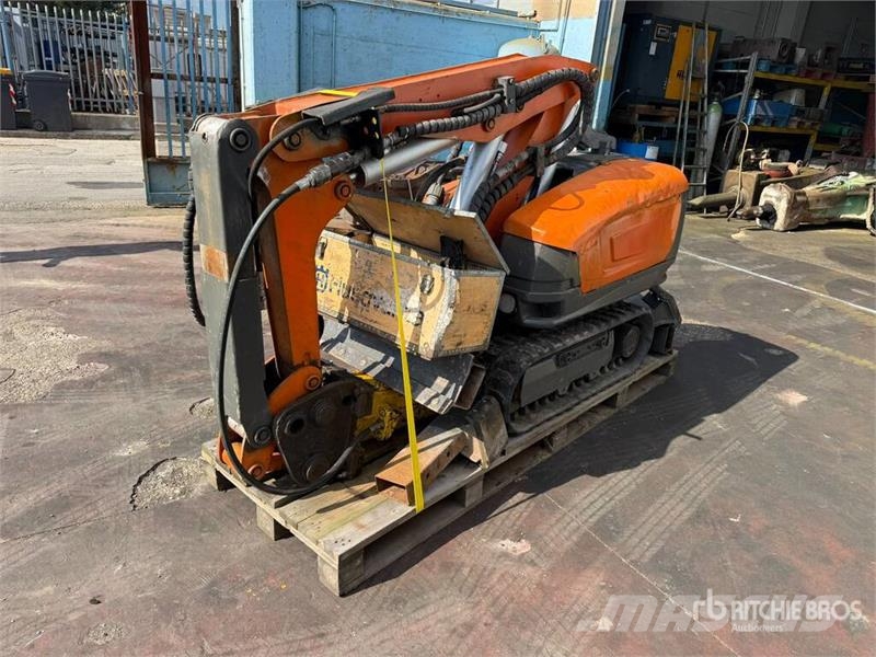Husqvarna DXR250 Demolition Robot Diger