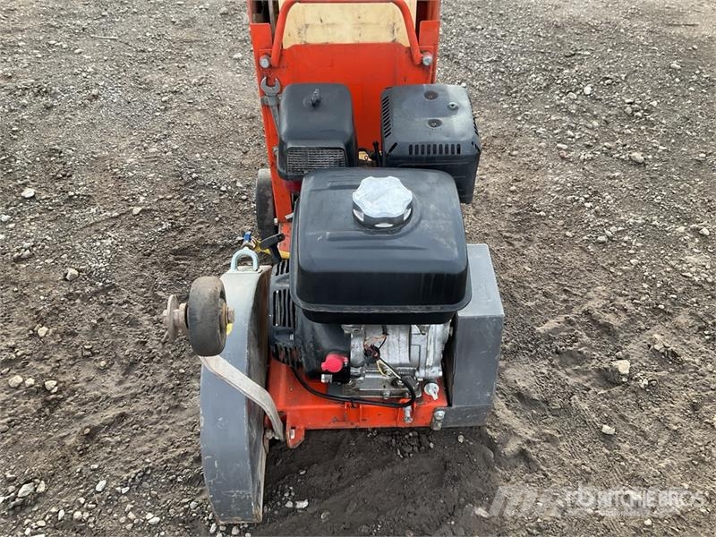 Husqvarna FS400LV Fűrészgépek