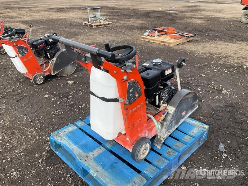 Husqvarna FS400LV Fűrészgépek