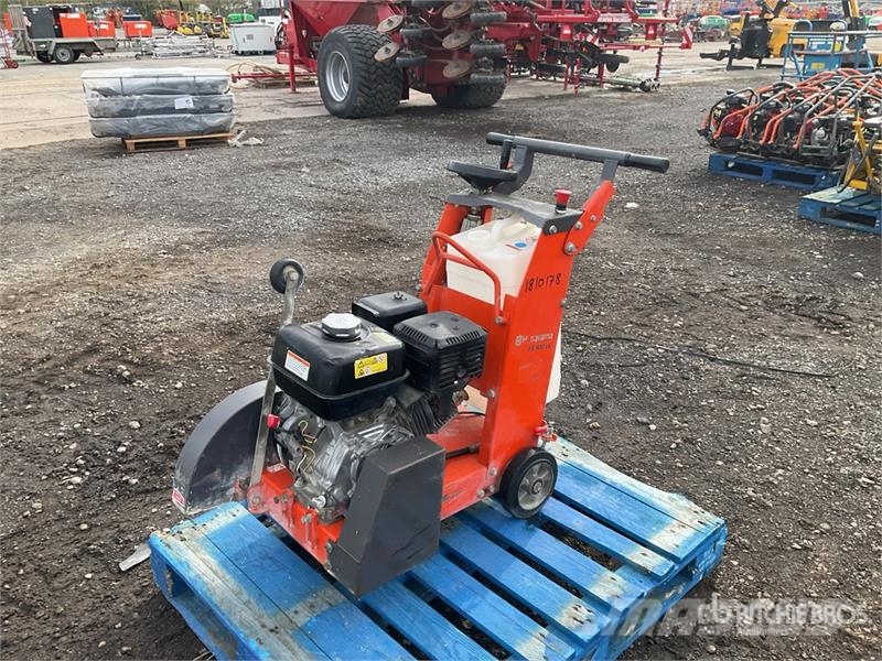 Husqvarna FS400LV Fűrészgépek
