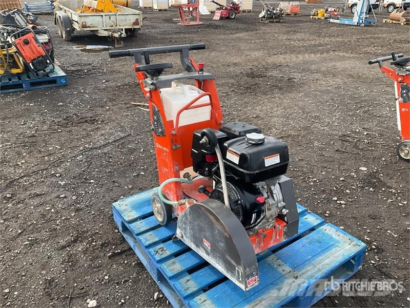 Husqvarna FS400LV Fűrészgépek
