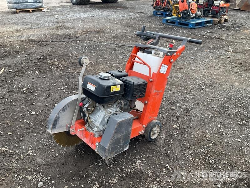 Husqvarna FS400LV Fűrészgépek