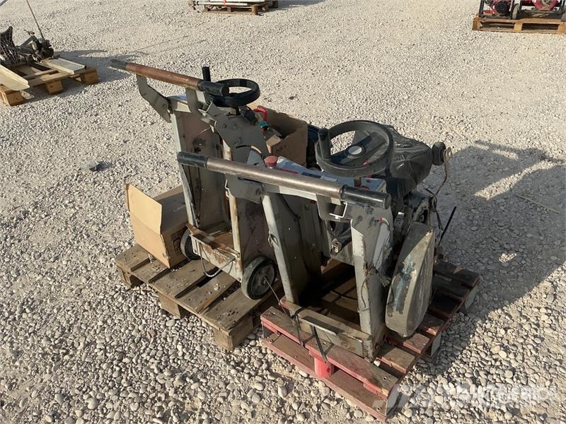 Husqvarna FS400LV Quantity of (2) Walk-Behind Saw (Inoperabl Sahat