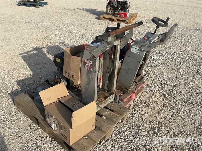 Husqvarna FS400LV Quantity of (2) Walk-Behind Saw (Inoperabl Sahat