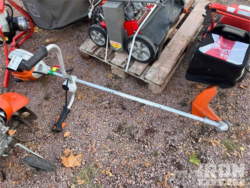 Husqvarna LC347V Lawn Mower 乗用・自走モア/芝刈り機