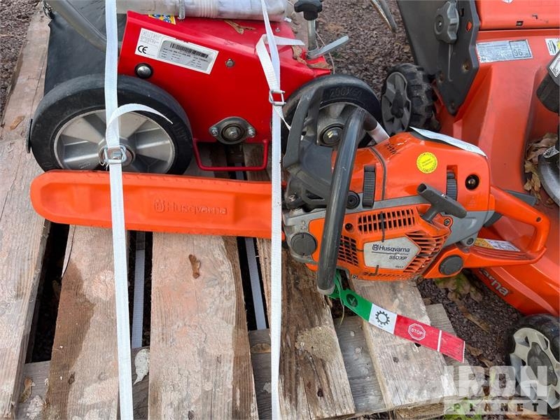 Husqvarna LC347V Lawn Mower 乗用・自走モア/芝刈り機