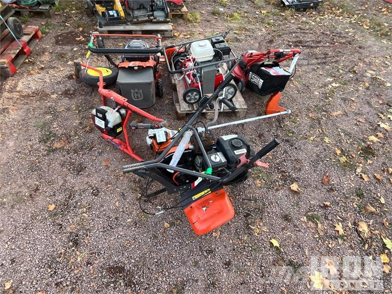Husqvarna LC347V Lawn Mower 乗用・自走モア/芝刈り機