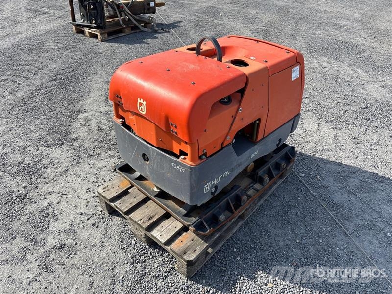 Husqvarna LH804 Vibratory Plate Compactor Vibradores
