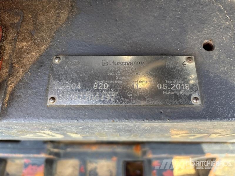 Husqvarna LH804 Vibratory Plate Compactor Vibradores