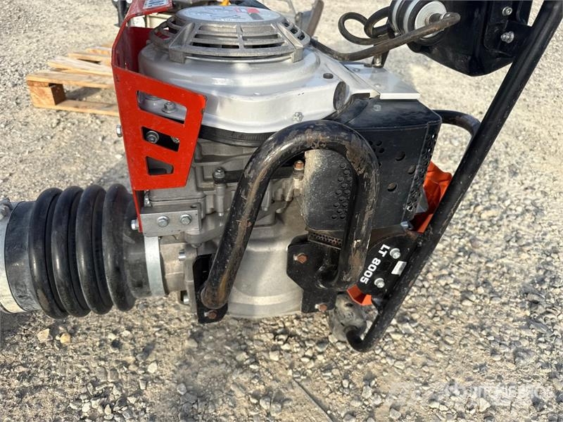 Husqvarna LT 8005 Jumping Jack Tamper Pisones compactadores