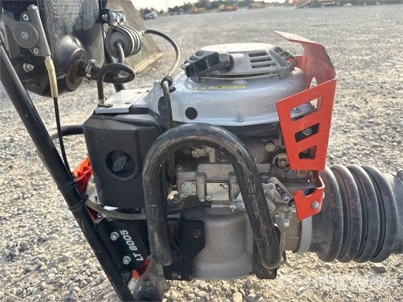Husqvarna LT 8005 Jumping Jack Tamper Pisones compactadores