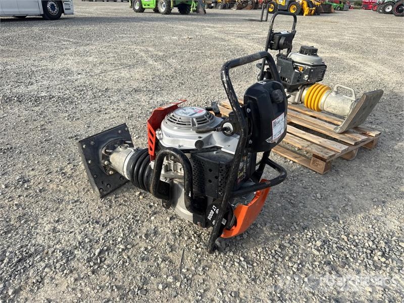 Husqvarna LT 8005 Jumping Jack Tamper Pisones compactadores