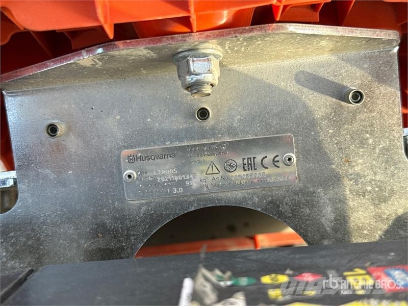 Husqvarna LT 8005 Jumping Jack Tamper Pisones compactadores