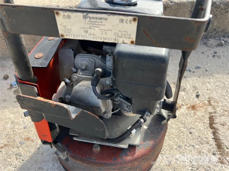 Husqvarna LX90 Plate Compactor Attachment Віброплити та вібротрамбовки