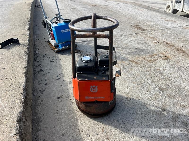 Husqvarna LX90 Plate Compactor Attachment Віброплити та вібротрамбовки