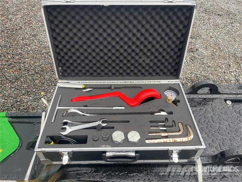 Hydraram EX-36B Hydraulic Breaker (Unused) Hammers / Breakers