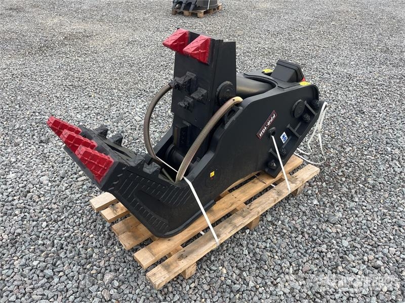 Hydraram FPR-16B Demolition Pulverizer (Unused) Crushers