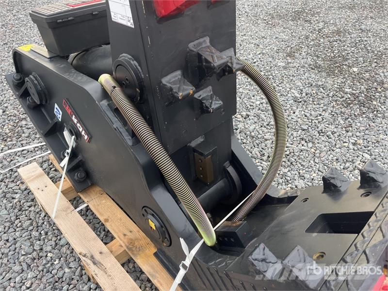 Hydraram FPR-16B Demolition Pulverizer (Unused) Crushers