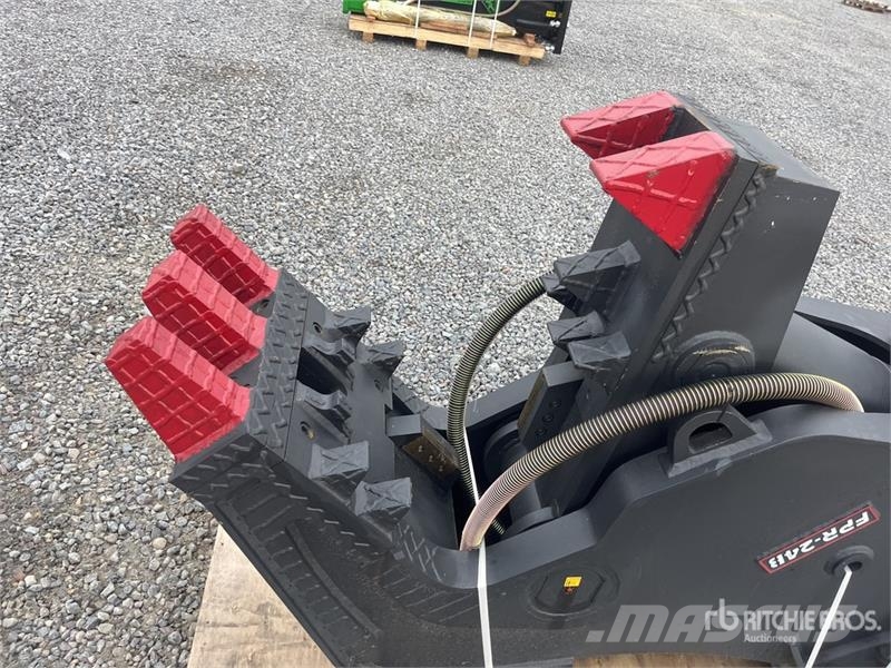 Hydraram FPR-24B Demolition Pulverizer (Unused) Crushers