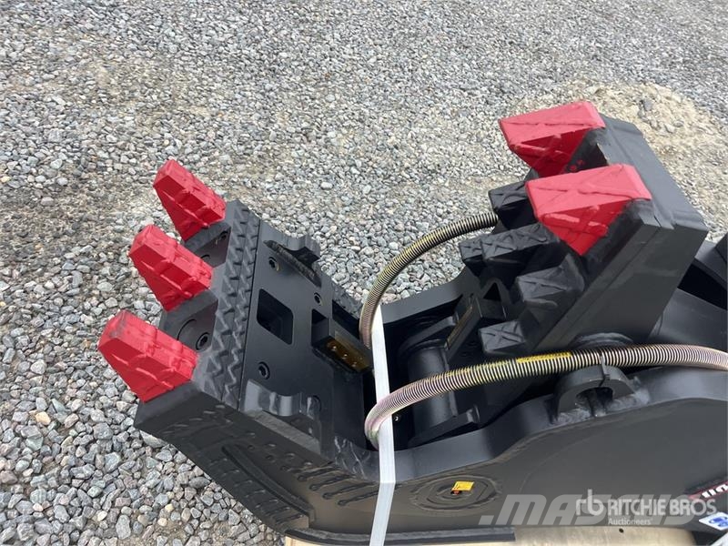 Hydraram FPR-9B Demolition Pulverizer (Unused) جراشات البناء